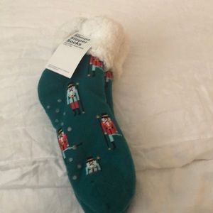 NWT- Sherpa Slipper Socks- one size fits all